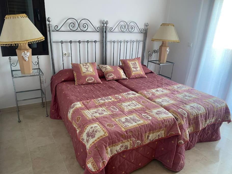 Central Estepona 3 Bed Apt With Pool And Parking Exterior photo